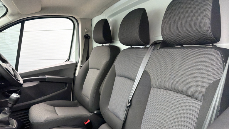 Renault Trafic Swb Diesel SL28 Blue dCi 150 Business Van